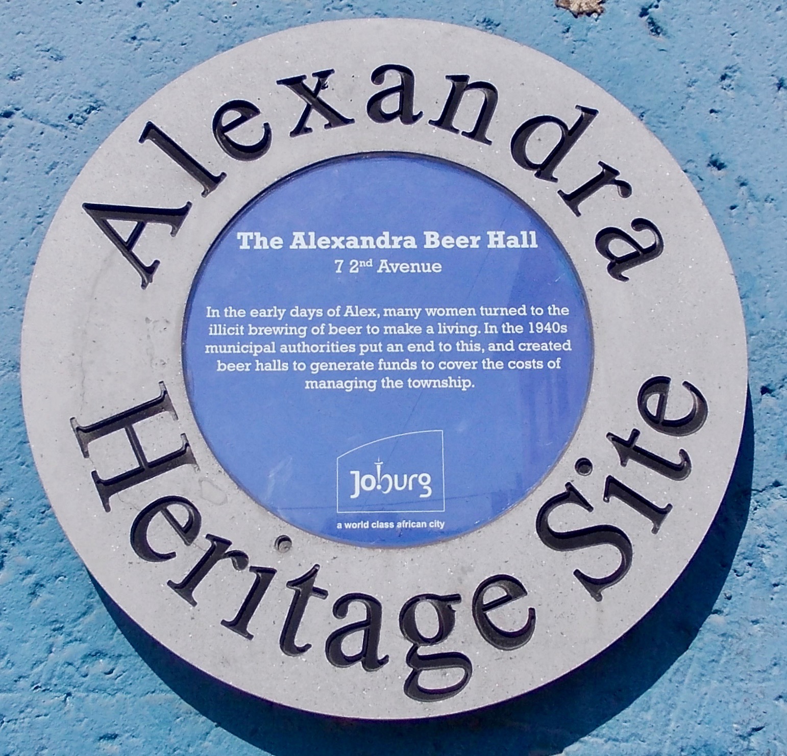 Alexandra Beer Hall Blue Plaque Heritage Portal 2012.jpg The